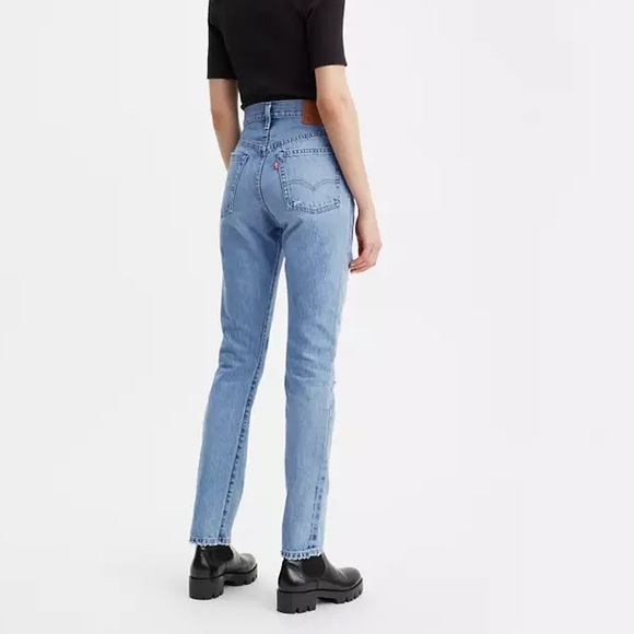 NWOT $108 Levi’s 501 Original Fit Women's Jeans 27x30 - Picture 4 of 14